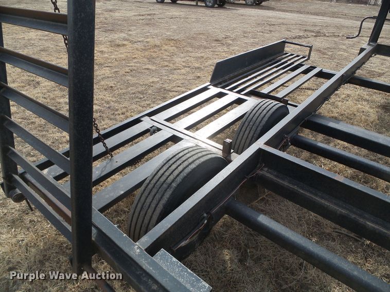 image for item DH4777 2005 Donahue EXG-160 windrower trailer