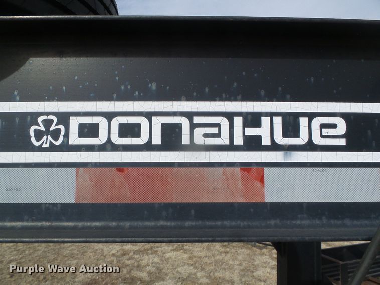 image for item DH4777 2005 Donahue EXG-160 windrower trailer