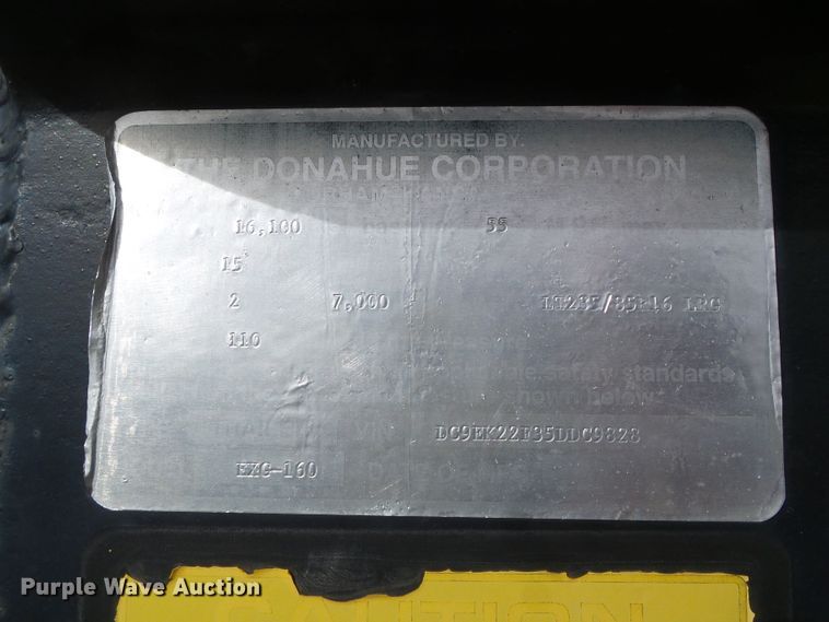 image for item DH4777 2005 Donahue EXG-160 windrower trailer