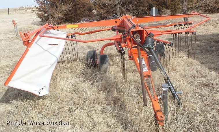 image for item DH4778 Kuhn GA4220TH hay rake