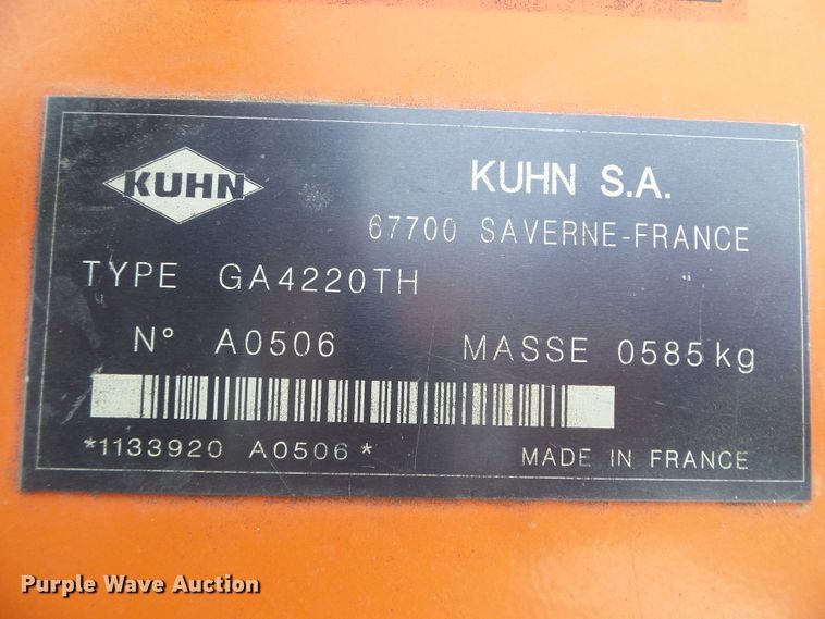 image for item DH4778 Kuhn GA4220TH hay rake