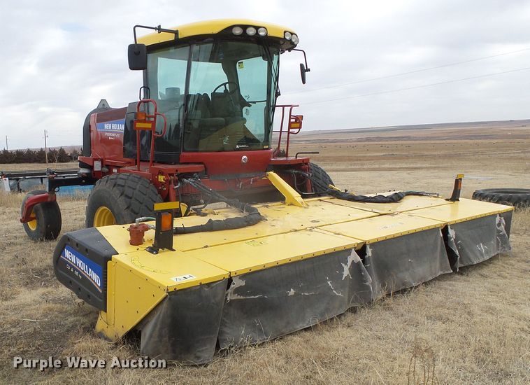 image for item DH4780 2014 New Holland Speedrower 240 windrower