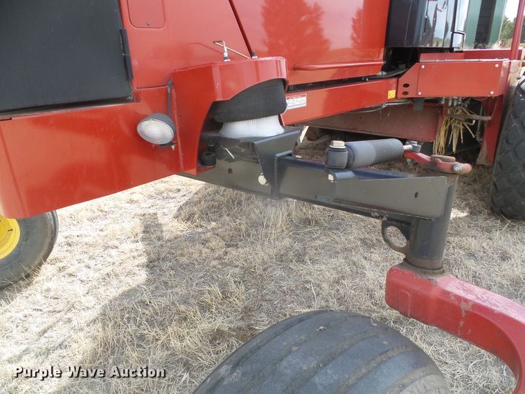 image for item DH4780 2014 New Holland Speedrower 240 windrower