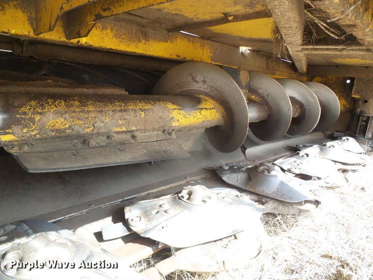 image for item DH4780 2014 New Holland Speedrower 240 windrower