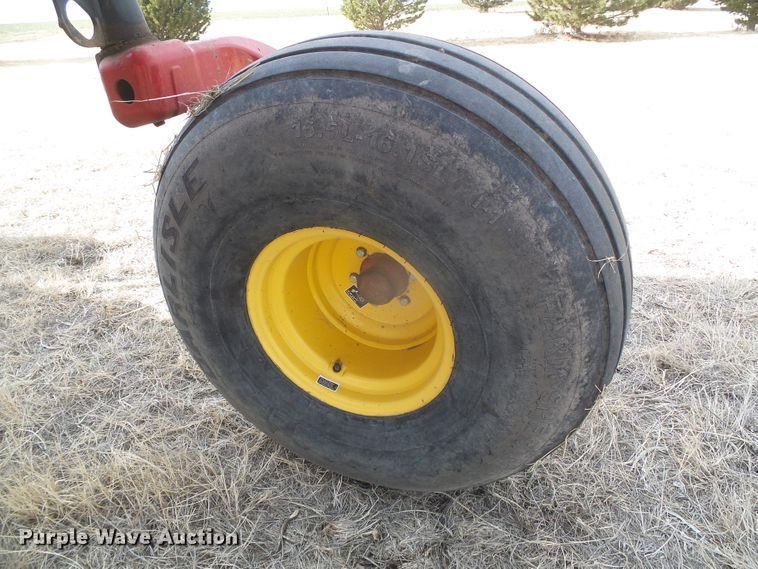 image for item DH4780 2014 New Holland Speedrower 240 windrower