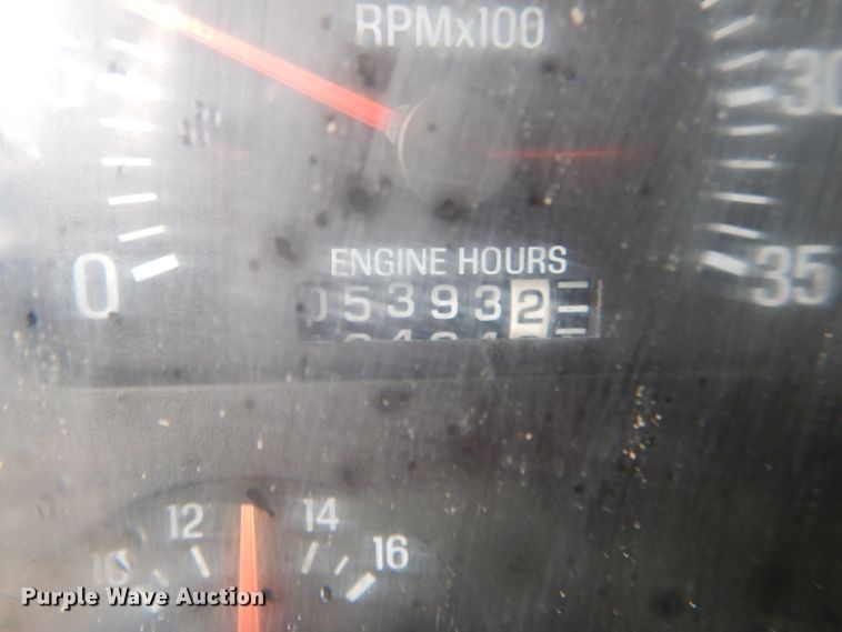 image for item DH6354 1999 Sterling L-Line applicator truck