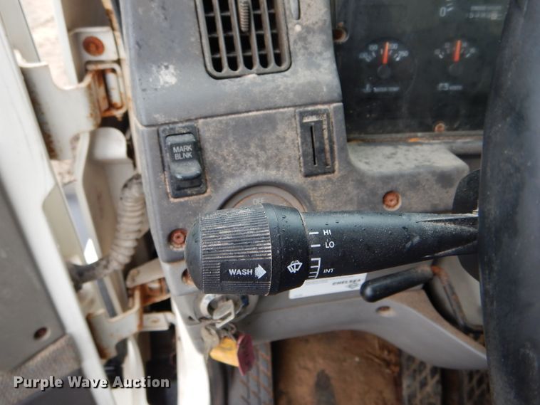 image for item DH6354 1999 Sterling L-Line applicator truck