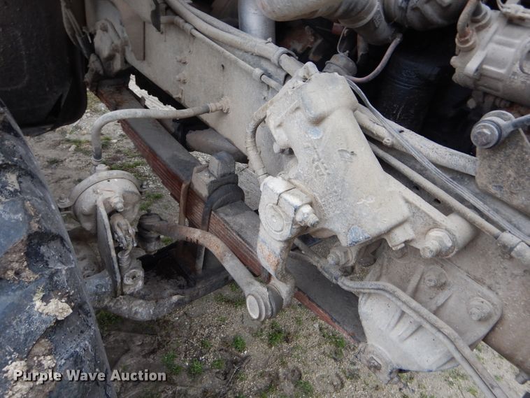 image for item DH6354 1999 Sterling L-Line applicator truck