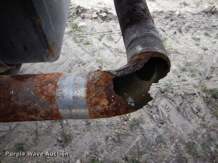 image for item DH6354 1999 Sterling L-Line applicator truck