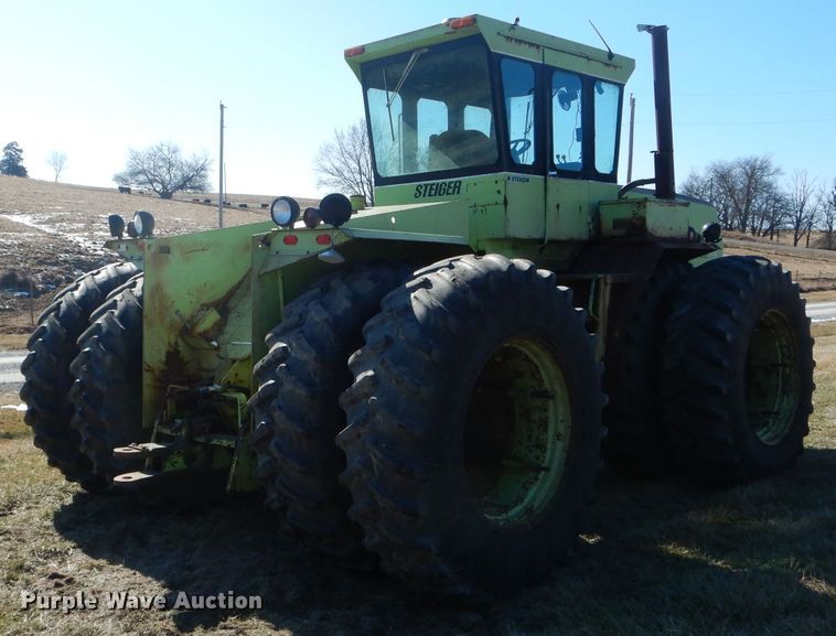 image for item DH6361 1979 Steiger Cougar III ST251 4WD tractor