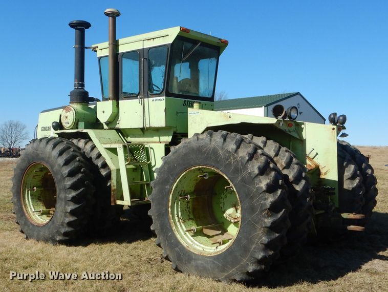 image for item DH6361 1979 Steiger Cougar III ST251 4WD tractor
