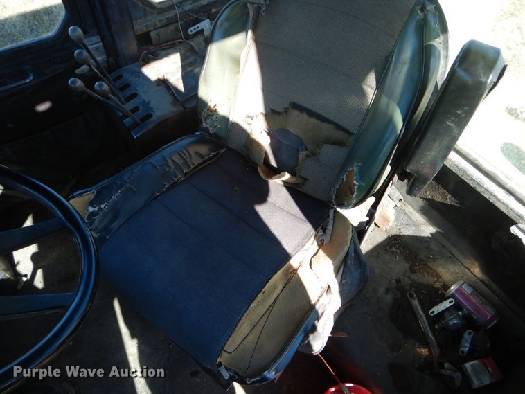 image for item DH6361 1979 Steiger Cougar III ST251 4WD tractor