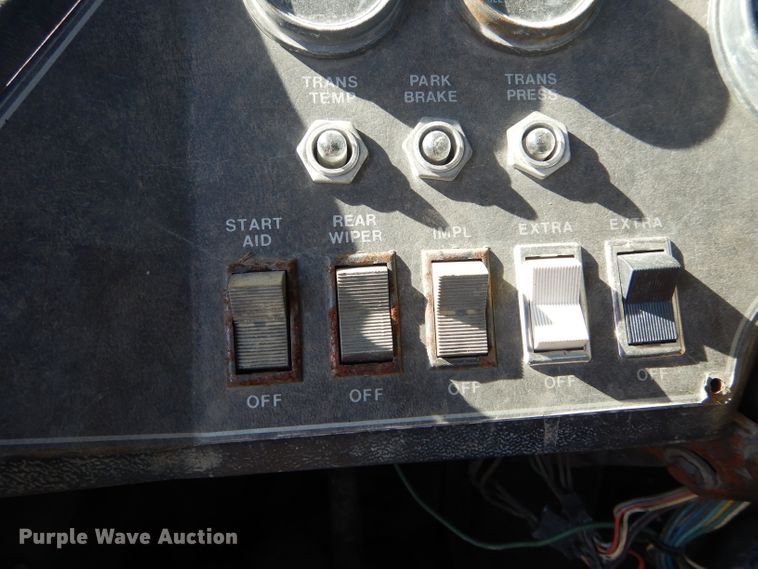 image for item DH6361 1979 Steiger Cougar III ST251 4WD tractor