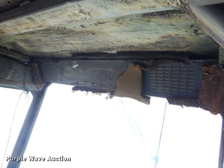 image for item DH6361 1979 Steiger Cougar III ST251 4WD tractor