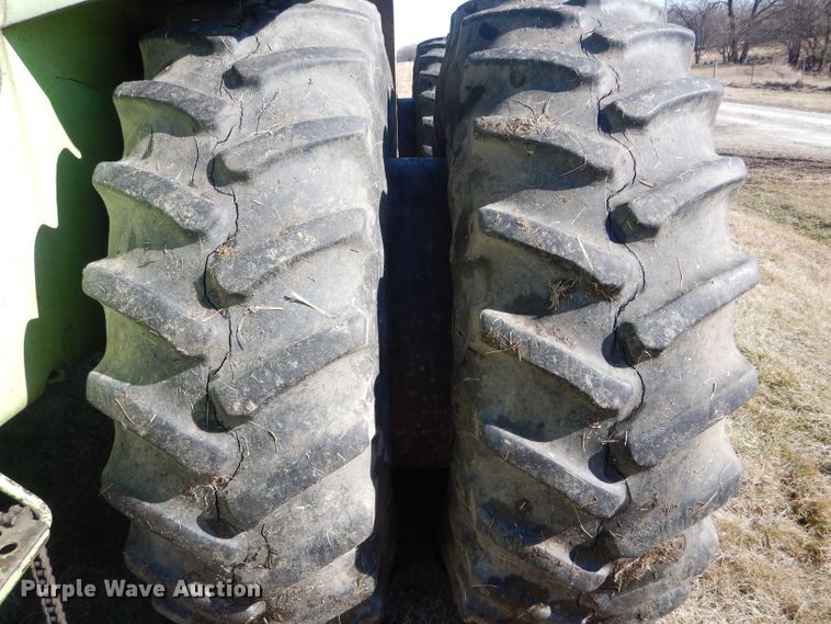 image for item DH6361 1979 Steiger Cougar III ST251 4WD tractor