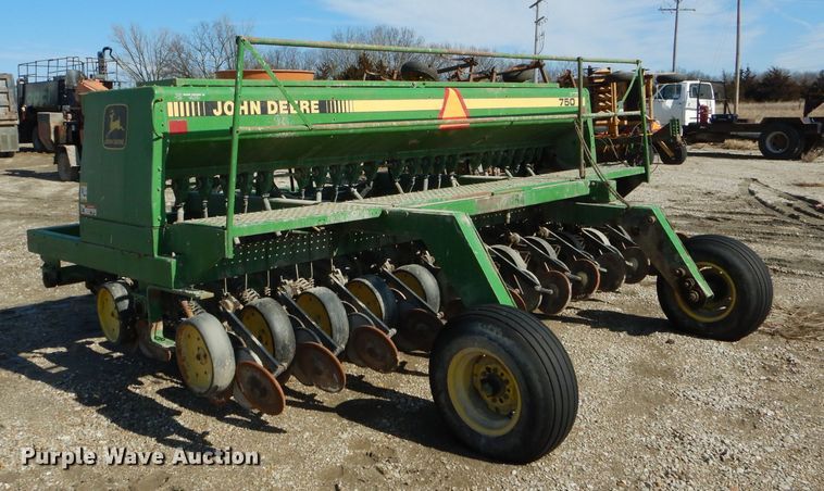 image for item DH6391 John Deere 750 split row grain drill