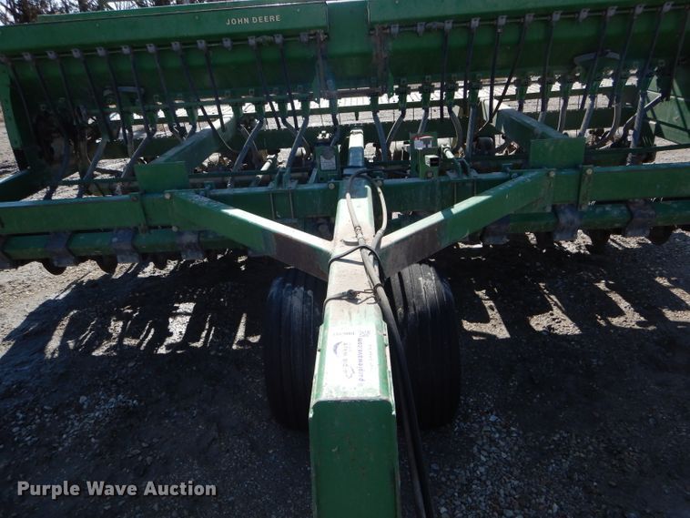 image for item DH6391 John Deere 750 split row grain drill