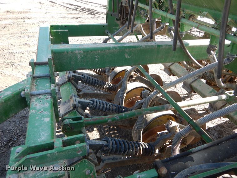 image for item DH6391 John Deere 750 split row grain drill