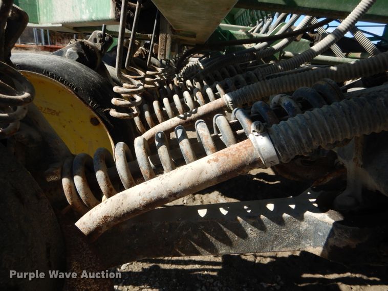 image for item DH6391 John Deere 750 split row grain drill