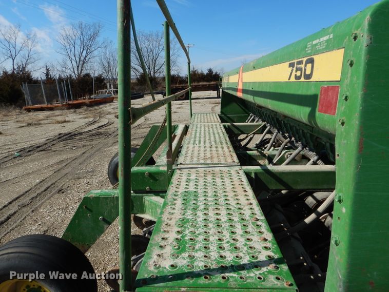 image for item DH6391 John Deere 750 split row grain drill