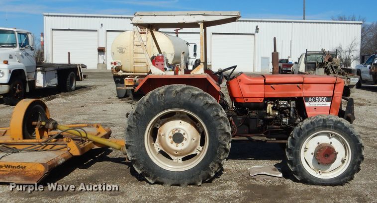 image for item DH6392 Allis Chalmers 5050 MFWD tractor