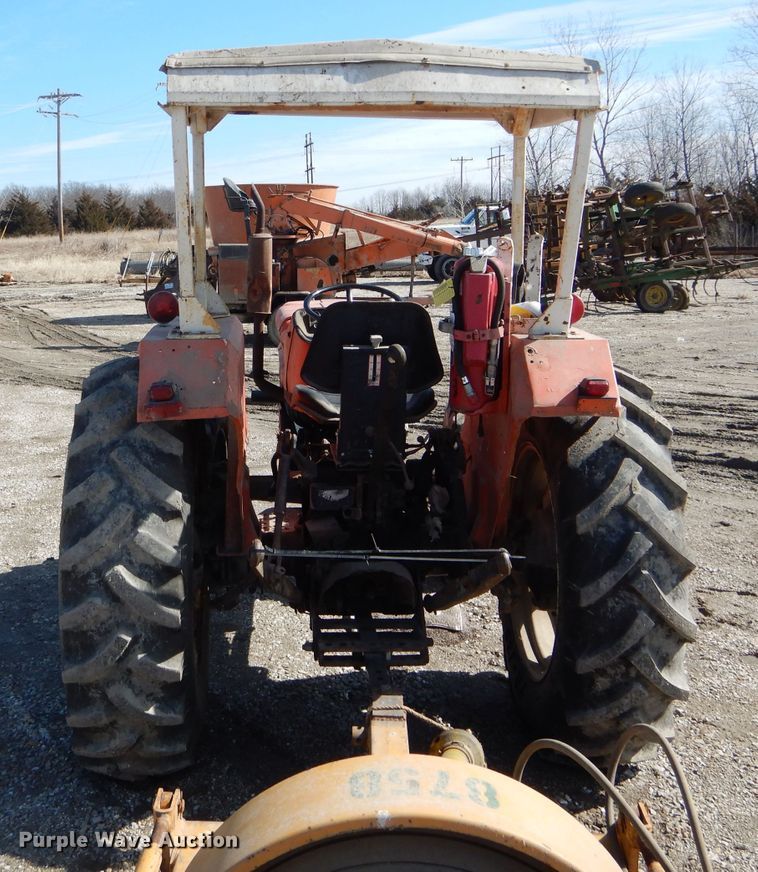 image for item DH6392 Allis Chalmers 5050 MFWD tractor