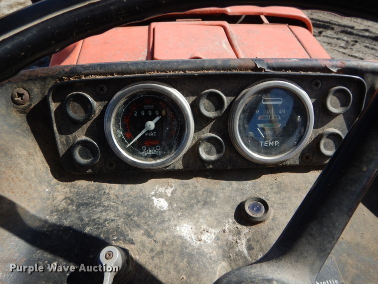 image for item DH6392 Allis Chalmers 5050 MFWD tractor