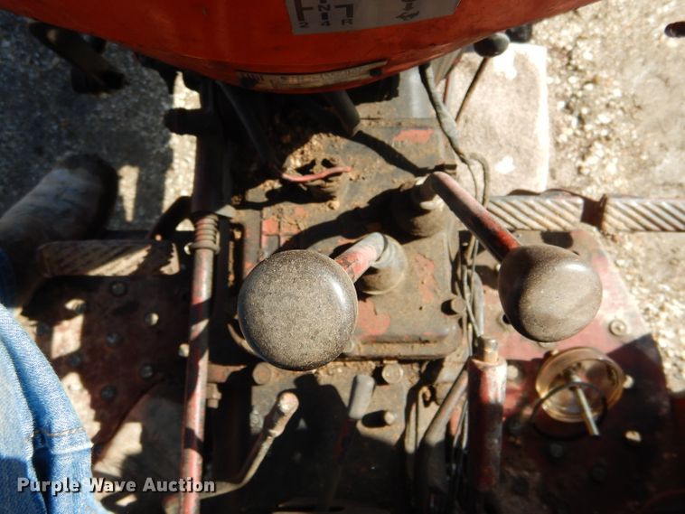 image for item DH6392 Allis Chalmers 5050 MFWD tractor