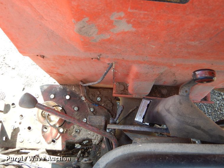 image for item DH6392 Allis Chalmers 5050 MFWD tractor