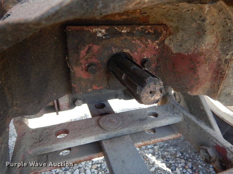 image for item DH6392 Allis Chalmers 5050 MFWD tractor