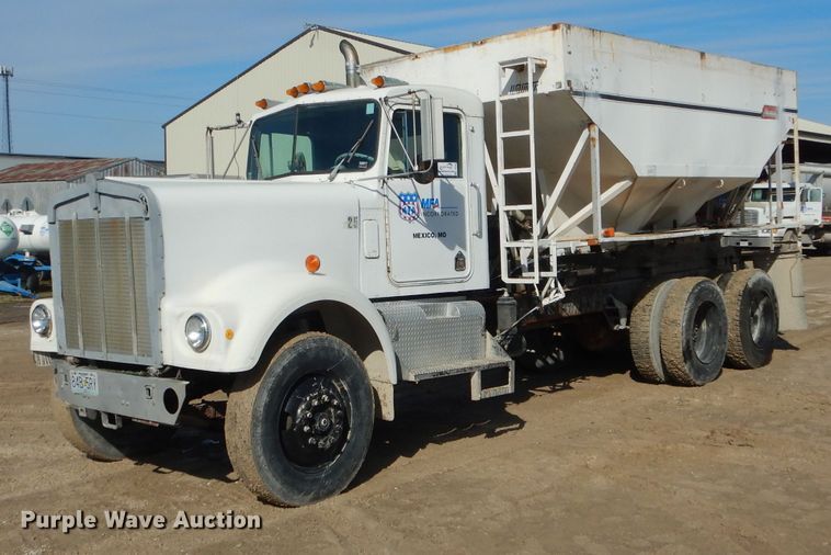 image for item DH6406 1978 Kenworth W900A fertilizer delivery truck