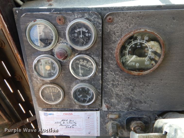 image for item DH6406 1978 Kenworth W900A fertilizer delivery truck