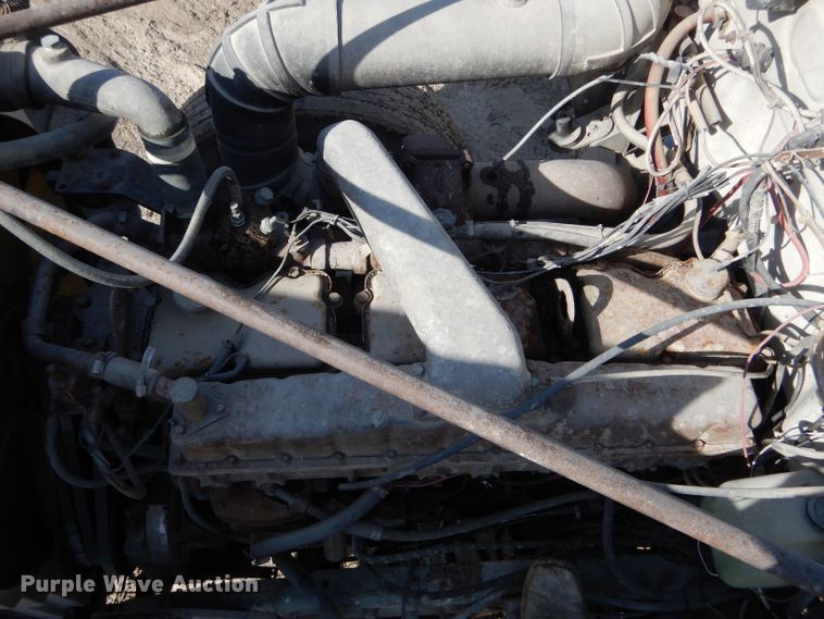 image for item DH6406 1978 Kenworth W900A fertilizer delivery truck