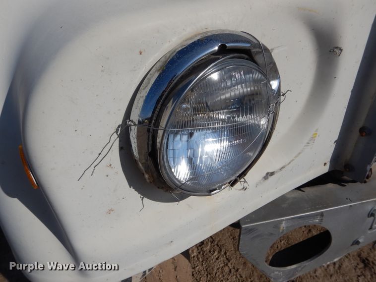 image for item DH6406 1978 Kenworth W900A fertilizer delivery truck