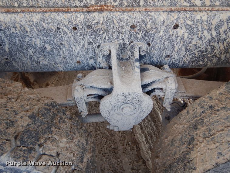 image for item DH6406 1978 Kenworth W900A fertilizer delivery truck