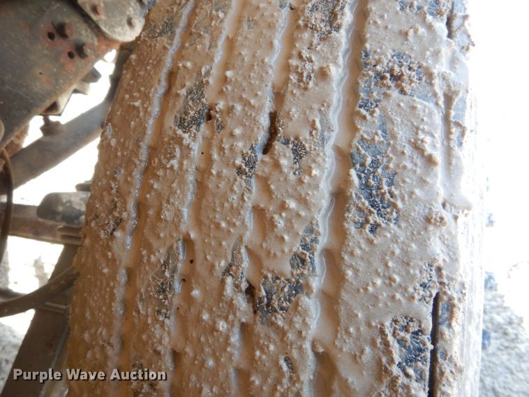 image for item DH6406 1978 Kenworth W900A fertilizer delivery truck