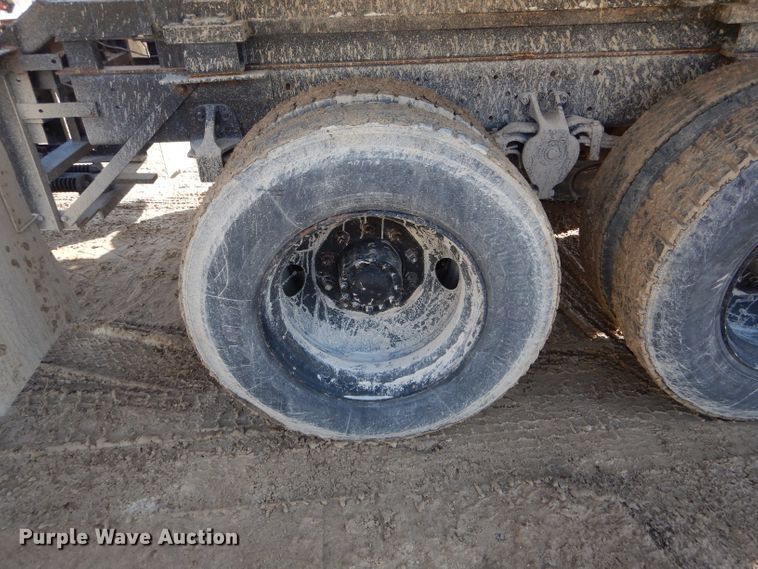 image for item DH6406 1978 Kenworth W900A fertilizer delivery truck