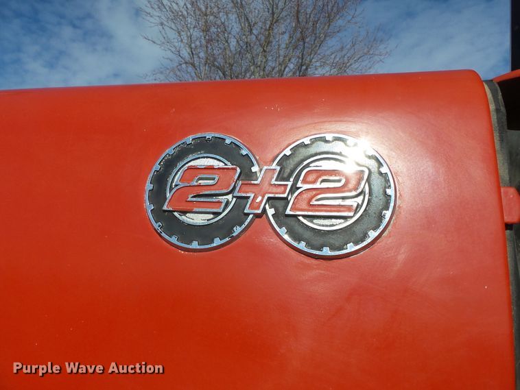 image for item DH7841 1982 International 6588 4WD tractor