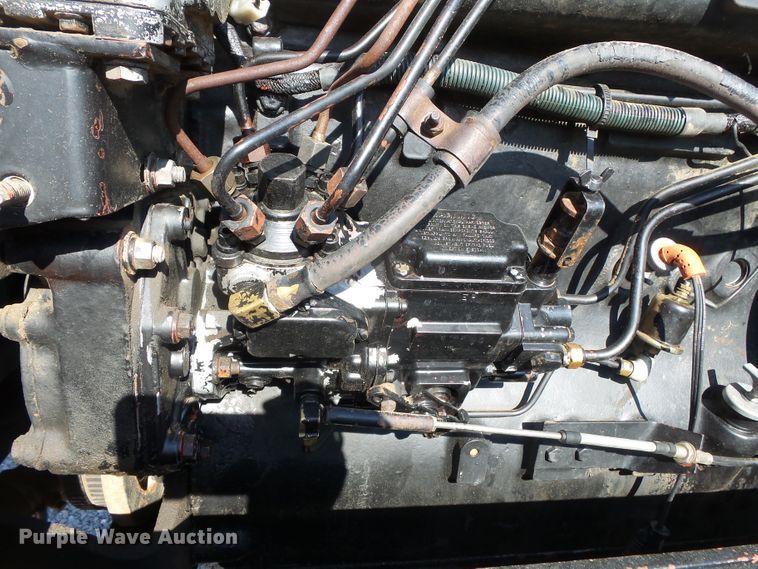 image for item DH7841 1982 International 6588 4WD tractor