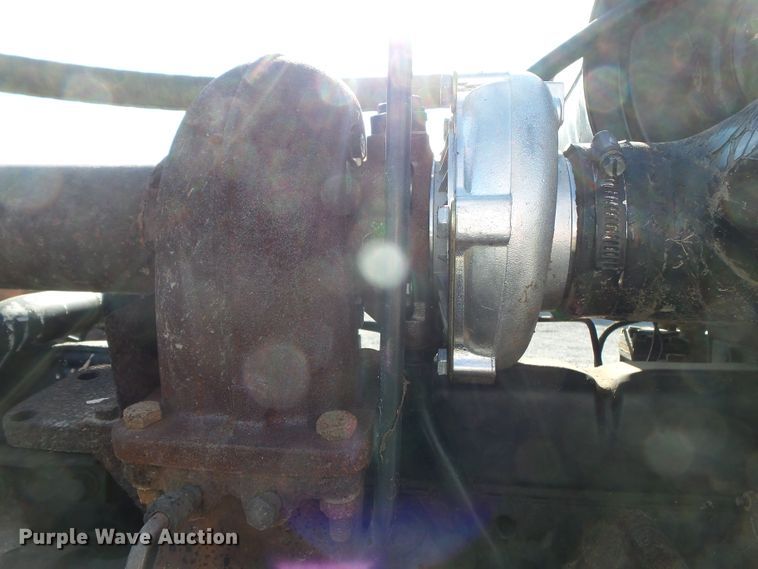 image for item DH7841 1982 International 6588 4WD tractor