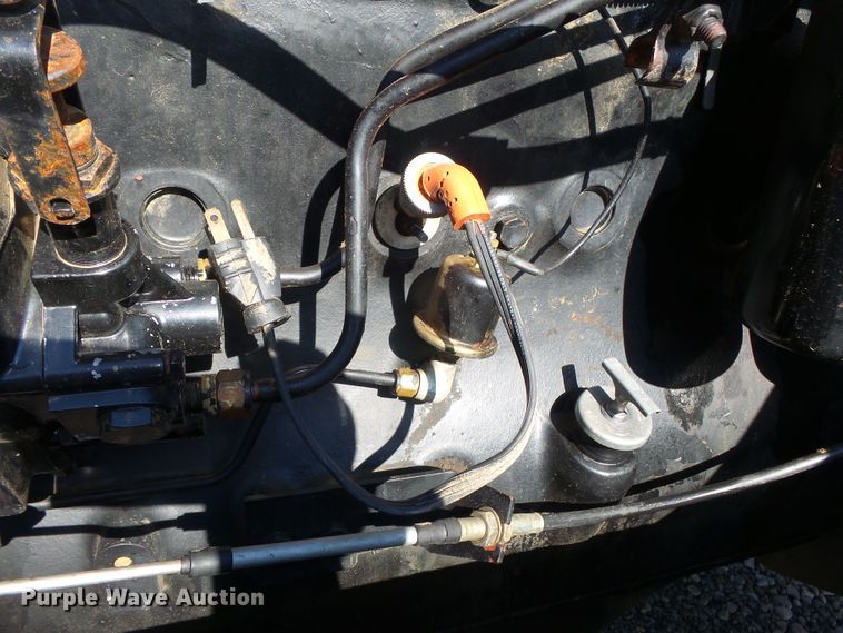 image for item DH7841 1982 International 6588 4WD tractor