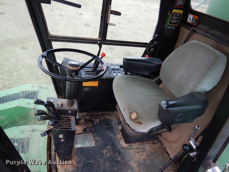 image for item DI0019 1994 John Deere 7445 cotton stripper