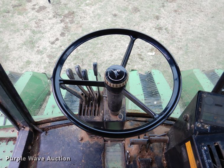 image for item DI0019 1994 John Deere 7445 cotton stripper