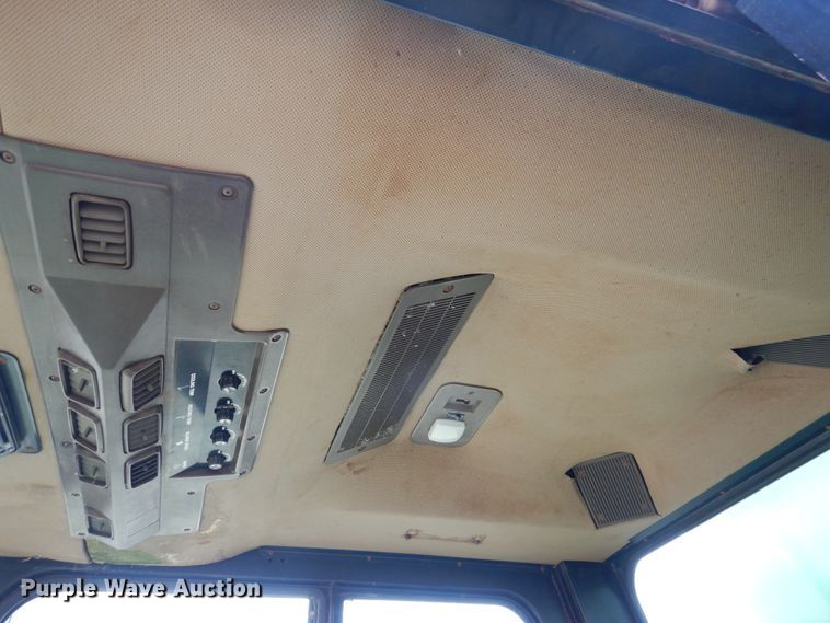 image for item DI0019 1994 John Deere 7445 cotton stripper