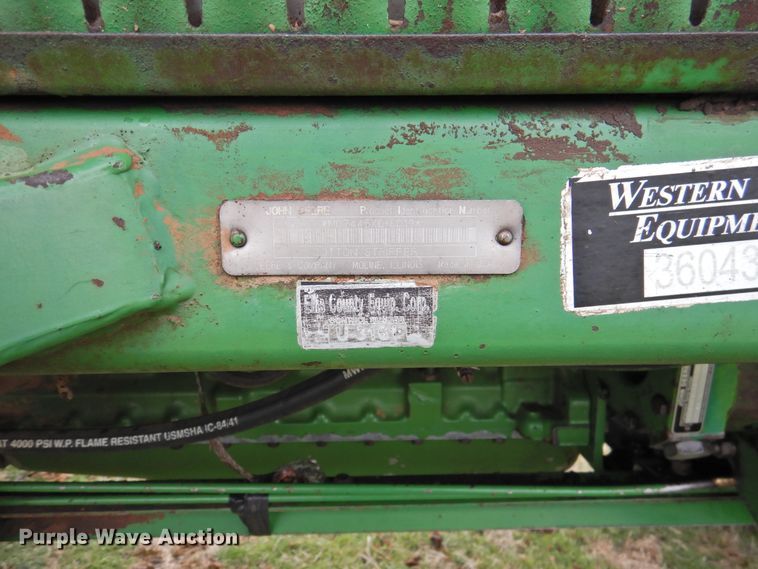 image for item DI0019 1994 John Deere 7445 cotton stripper