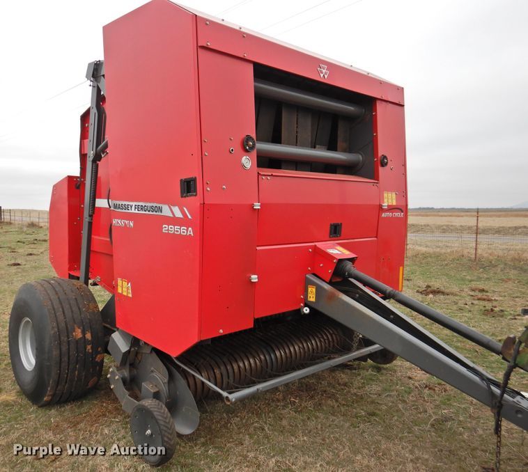 image for item DI0020 2014 Massey-Ferguson 2956A round baler
