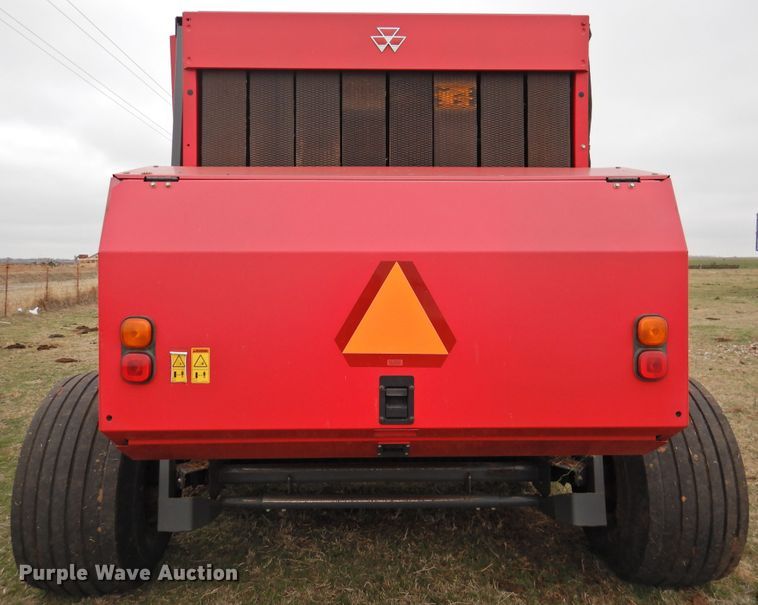 image for item DI0020 2014 Massey-Ferguson 2956A round baler