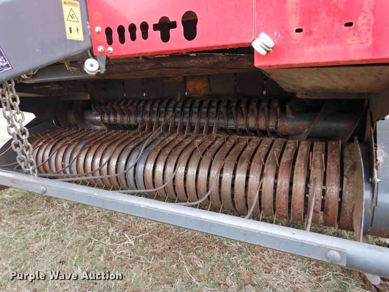 image for item DI0020 2014 Massey-Ferguson 2956A round baler