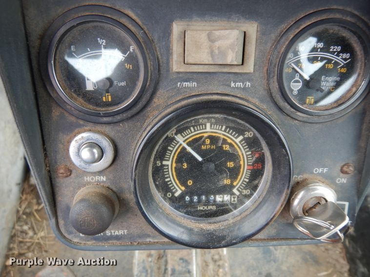 image for item ER9859 Ford Versatile 9030 bi-directional 4WD tractor