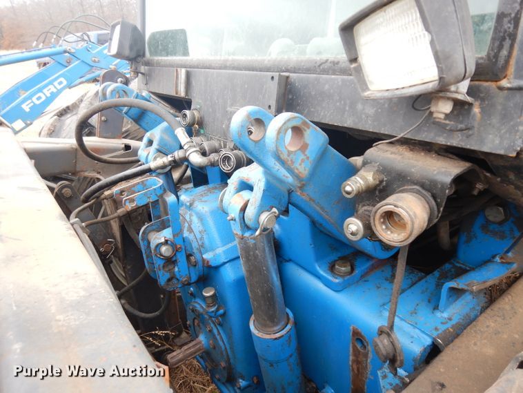 image for item ER9859 Ford Versatile 9030 bi-directional 4WD tractor